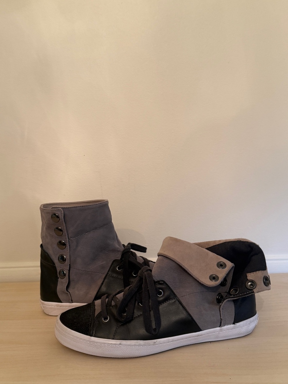 Rebecca Minkoff Gray and Black High-Top Women’s Sneakers size 10